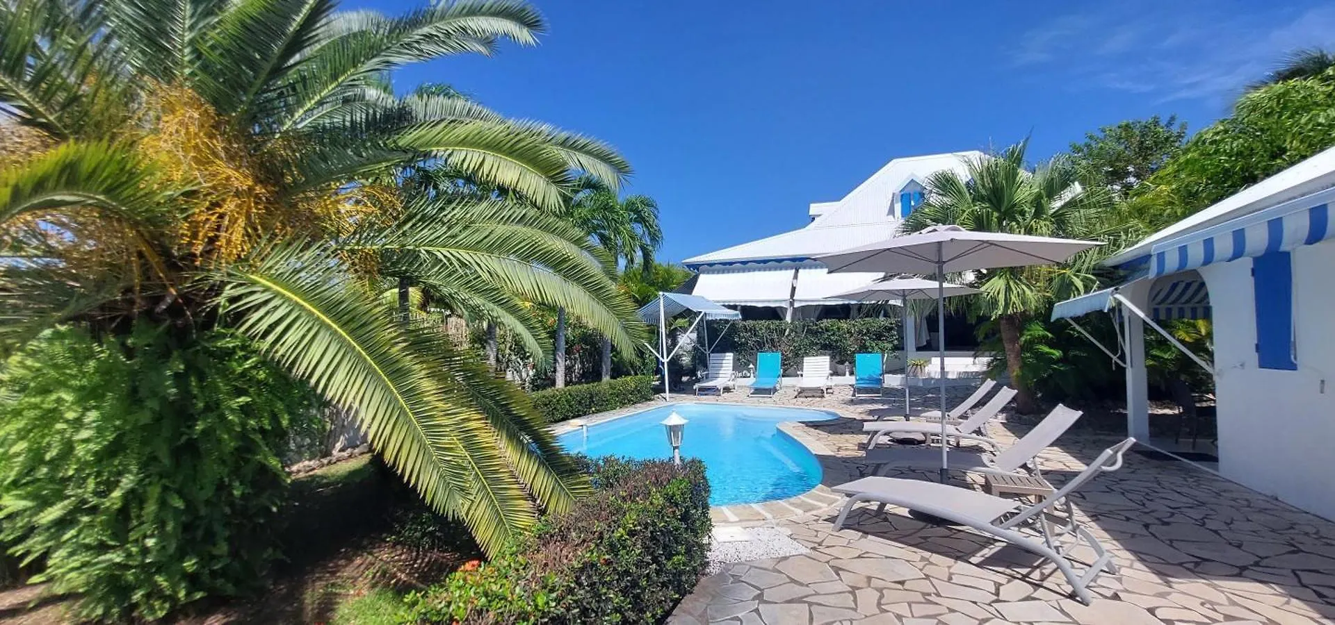Le Diamant Bleu Vila Sainte-Anne  Casa de Férias