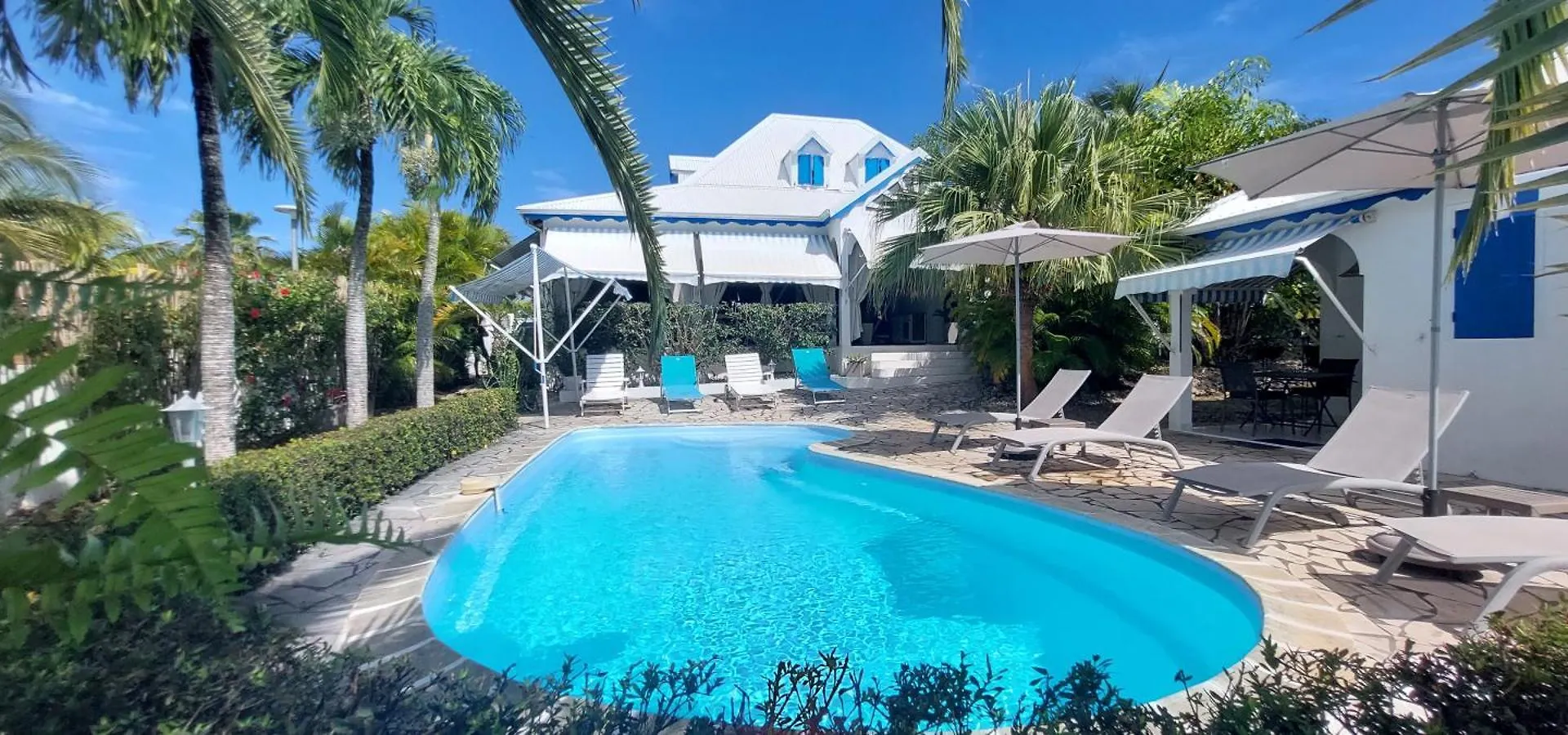 Le Diamant Bleu Vila Sainte-Anne